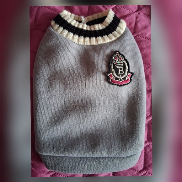 Pet Sweater - Picture 1 of 2